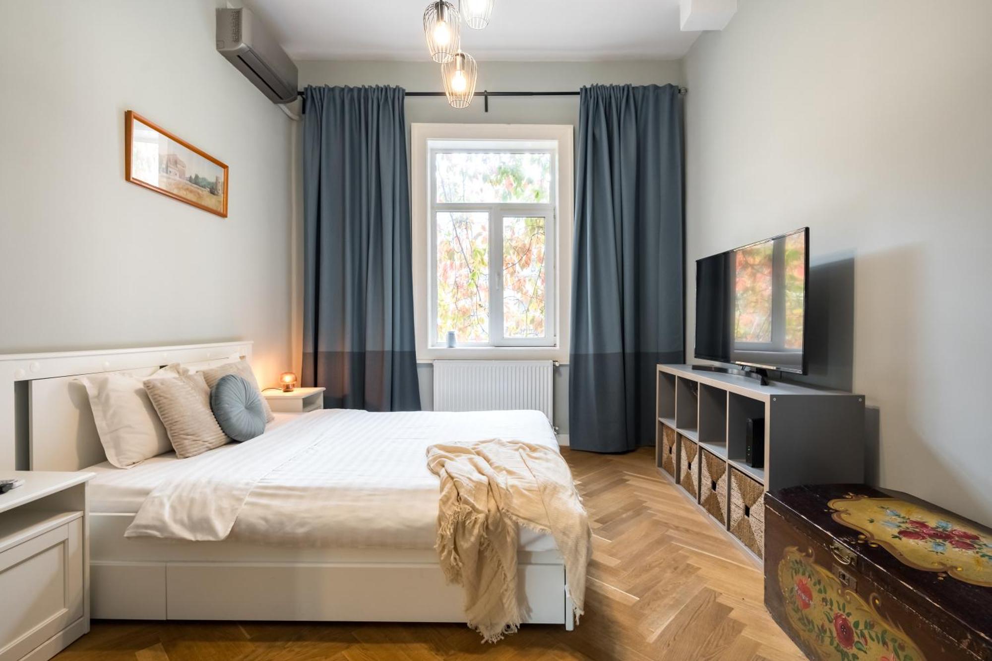 Chic Studio Near Bucharest'S Top Landmarks Bagian luar foto