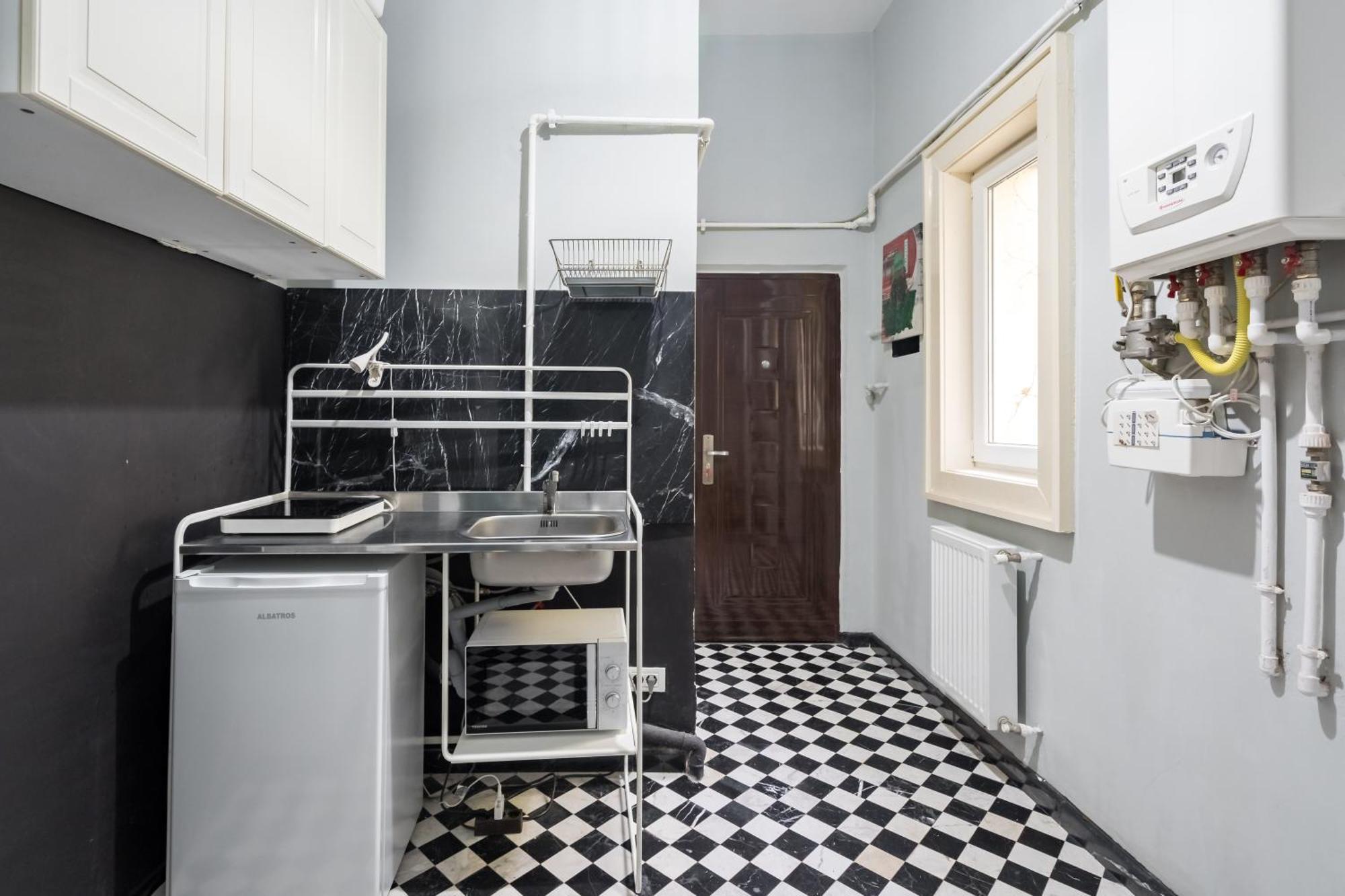 Chic Studio Near Bucharest'S Top Landmarks Bagian luar foto